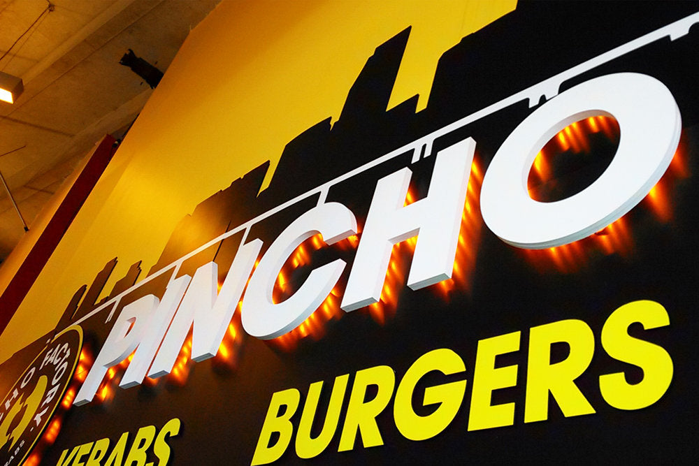 SIGNAGE & DISPLAY SOLUTIONS